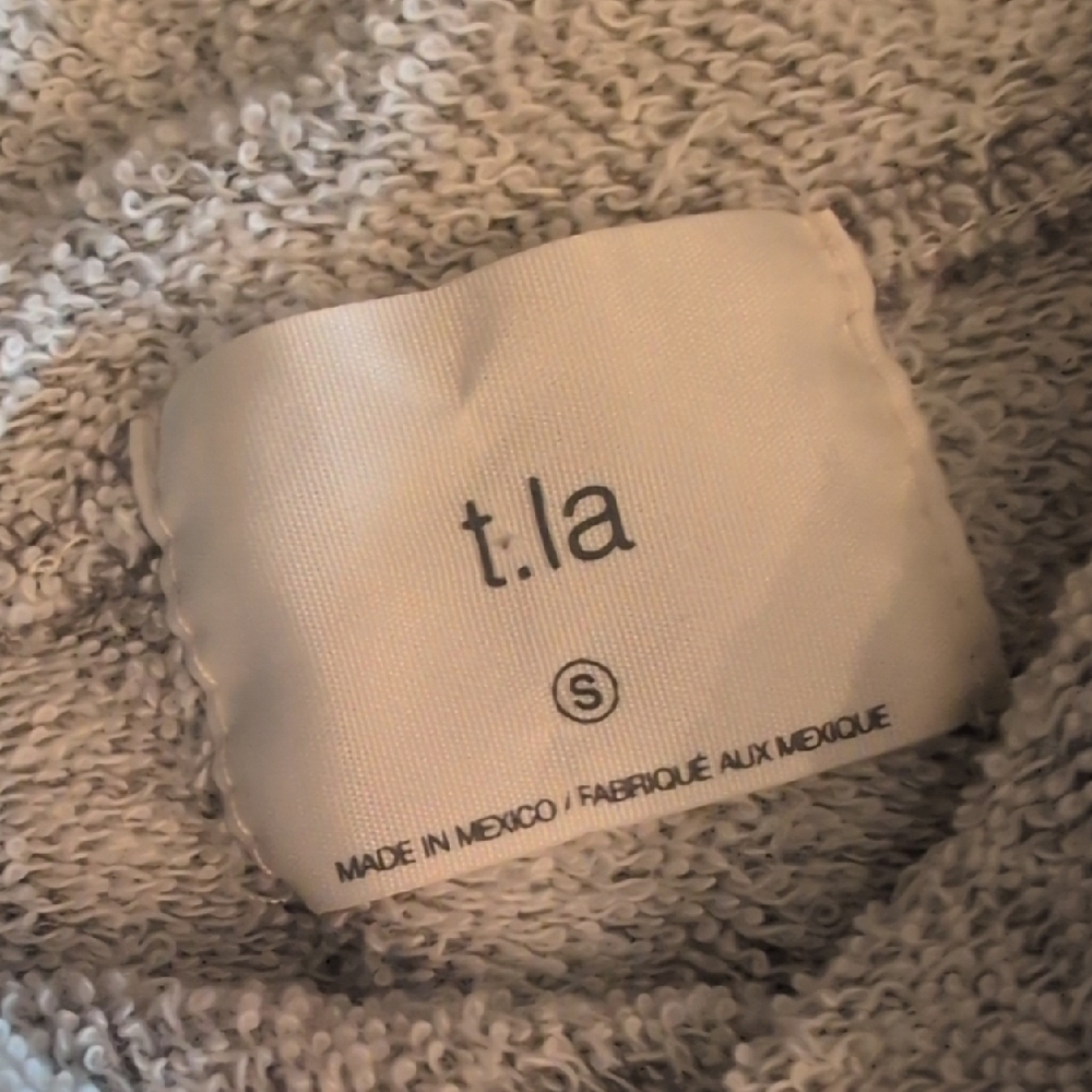 T.La Anthropologie Textured Gray Knit Top - Picture 2 of 7
